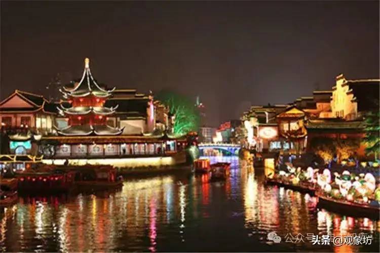 中国十大夜景最美城市：第一名上海，第二名重庆，第三名大连